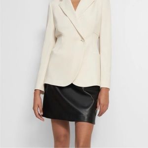 Theory NWT admiral blazer in crepe fabric rice color